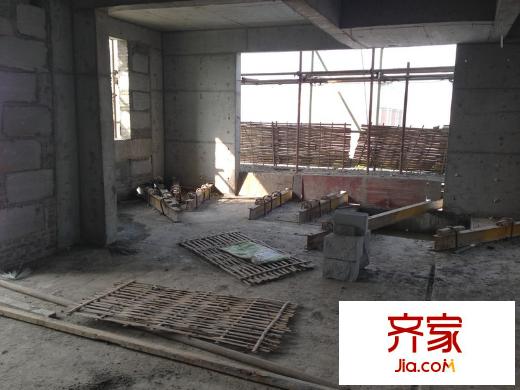 一品國際毛坯客廳（20130112）