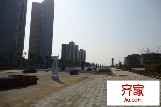 天祥尚府售樓部門口大道（20150309）