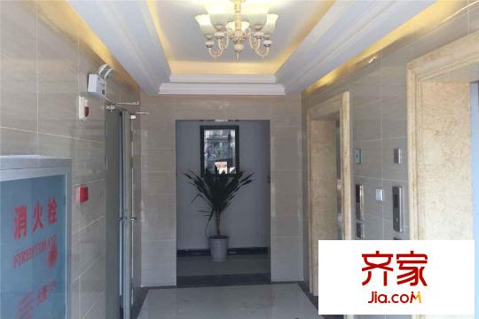 學(xué)府麗城小區(qū)大門（2015.5.29）