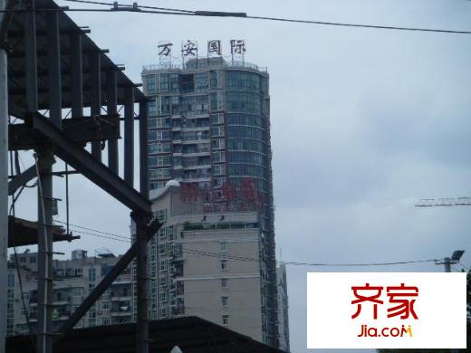 萬(wàn)安國(guó)際公寓外景圖   