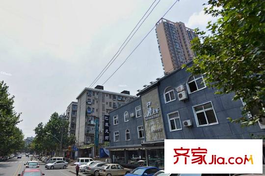 中國鐵建1818中心周邊巴厘龍蝦