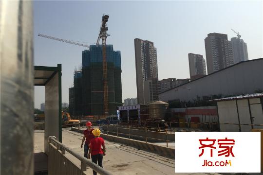 武漢天地盛薈施工工地局部（20150927）