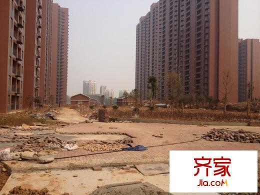 芷岸龍庭外景圖