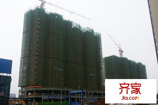 幸福灣k7地塊1、2號樓側(cè)面進(jìn)度(20151014)