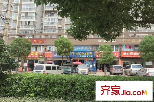 楊春湖畔周邊沿街商鋪