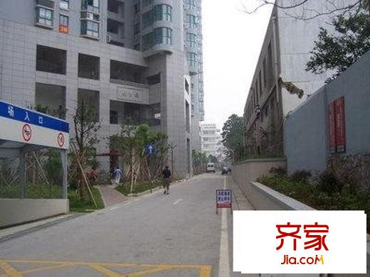 御景名門外景圖小區(qū)走道（20090826）