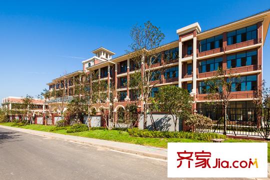 碧桂園生態(tài)城左岸周邊華師附小