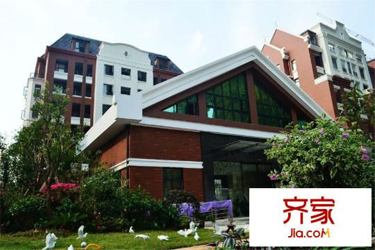 聯(lián)投金色港灣劍橋郡洋房示范區(qū)（2015.3.25）