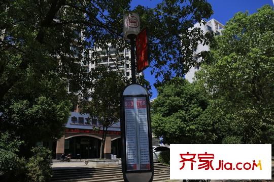 光谷one39周邊公交車站