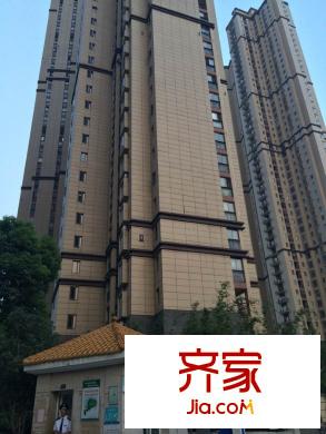 世茂錦繡長(zhǎng)江三期外景圖 