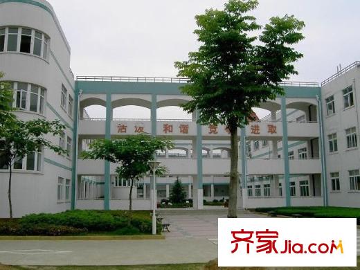 廣電蘭亭時代周邊三角湖小學(xué)