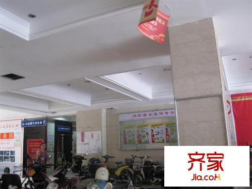 德潤(rùn)大廈外景圖古玩大廳