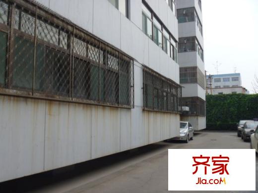 服裝鞋帽大廈外景圖太原  