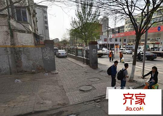 新華汽配小區(qū)外景圖太原  