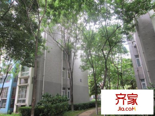 五里漢城外景圖