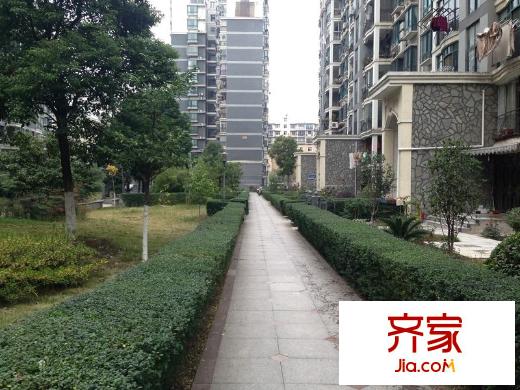 東立國際外景圖 