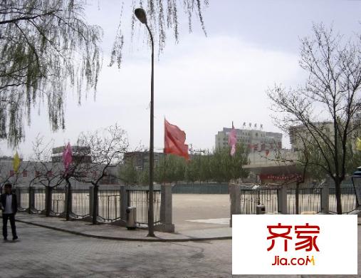桃園路旱西關(guān)口桃園小區(qū)外景圖太原  
