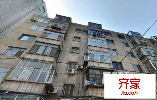 解放路機(jī)械進(jìn)出口公司宿舍外景圖太原  