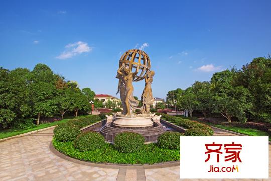 恒大世紀(jì)旅游城雕像（20151013）