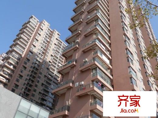 金地格林春岸世家別墅樓棟側(cè)面（20121226）