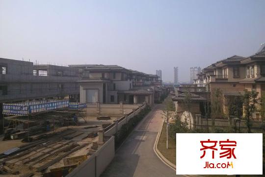 中冶南方韻湖首府樓棟側(cè)面（20150326）