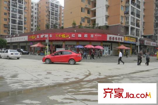 名流公館周邊超市