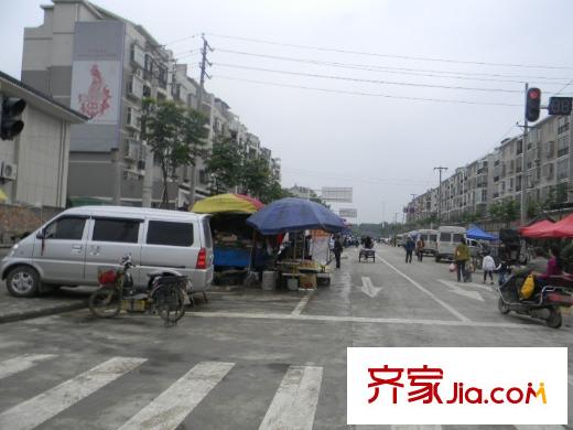 名流公館周邊菜場(chǎng)