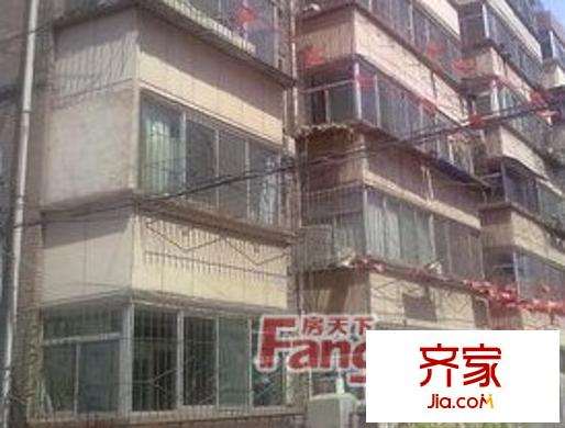 國(guó)師街一校對(duì)面房地局宿舍外景圖太原  