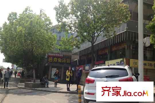 泓悅府洛倫佐公寓周邊飯店
