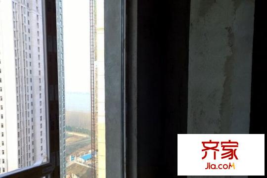 中大長江紫都六期工地窗框?qū)嵕埃?0150324）