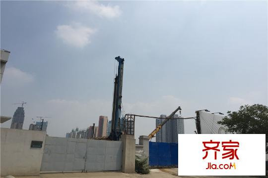 華發(fā)中城薈工地入口實景（20150914）