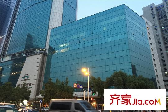 華發(fā)中城薈周邊新世界百貨