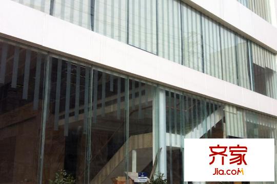 天下龍嶺廣場(chǎng)售樓部側(cè)面（20150827）