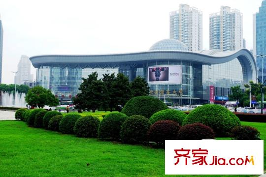 中博南湖康城周邊光谷廣場