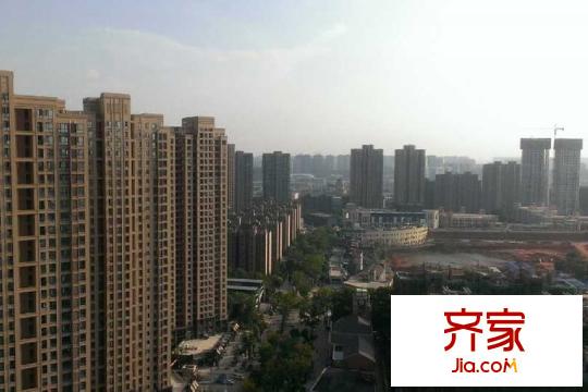 百瑞景中央生活區(qū)五期俯視實(shí)景(20150323)