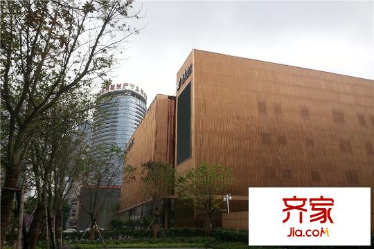 越秀國際金融匯售樓部實(shí)景（20150727）