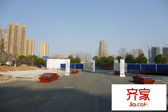 天祥尚府施工進出口（20150309）