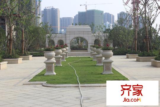 王家灣中央生活區(qū)景觀中軸部分（20151009）