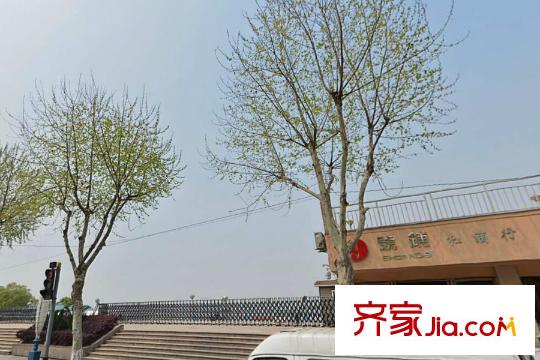 星海虹城3期鴻璽公館周邊長江觀景臺