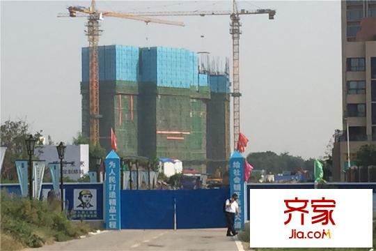 武漢天地盛薈工地入口（20150927）