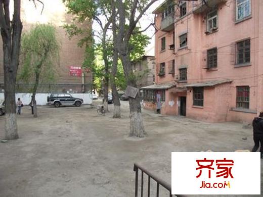 十三冶老區(qū)宿舍外景圖 