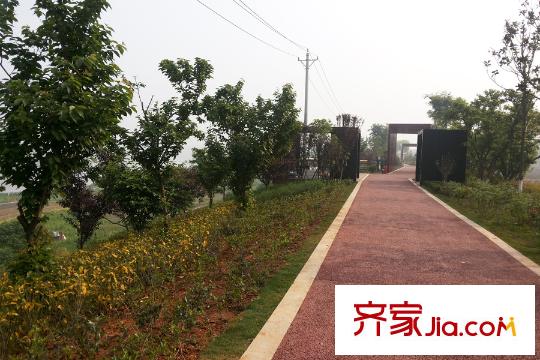 幸福灣周邊長(zhǎng)堤公園