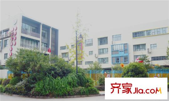 當(dāng)代國(guó)際花園鉑公館周邊永紅實(shí)驗(yàn)幼兒園
