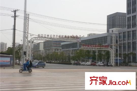 美聯(lián)聯(lián)邦生活區(qū)周邊黃浦科技園