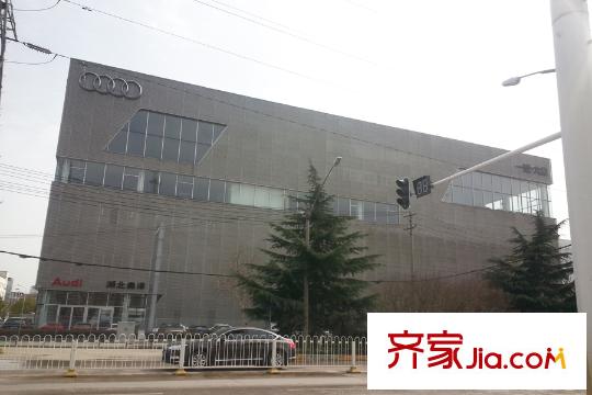 美聯(lián)聯(lián)邦生活區(qū)周邊4S店面