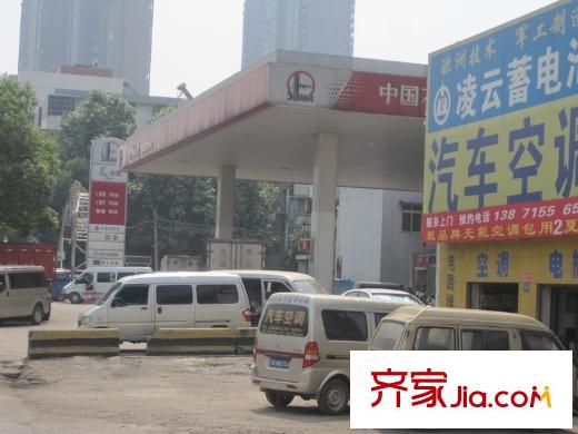 怡華逸天地周邊中石油加油站