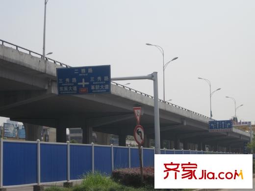 怡華逸天地周邊路牌指示