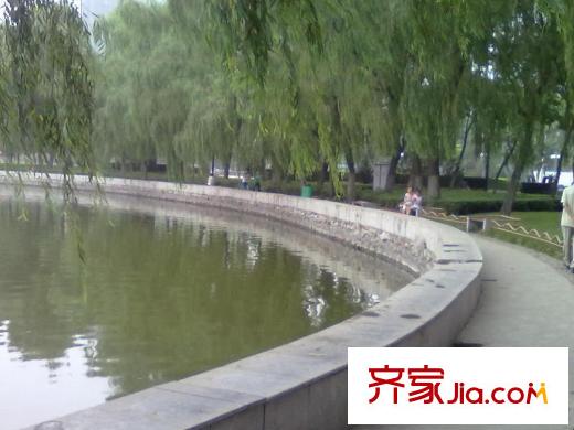 多地爾花園配套圖龍?zhí)豆珗@南門0