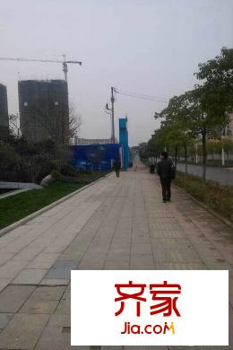 國創(chuàng)光谷上城售樓部綠化（20150305）