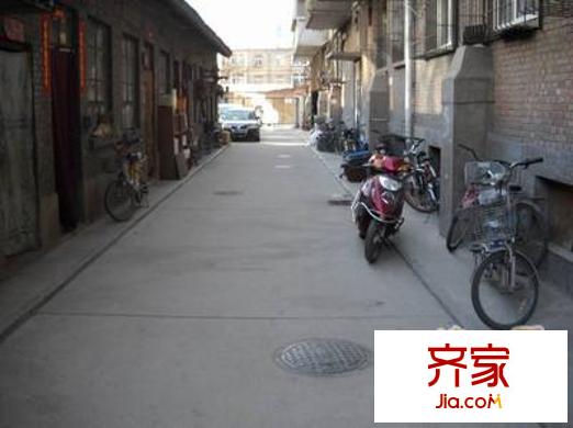 半坡東街電控廠宿舍小區(qū)外景圖 
